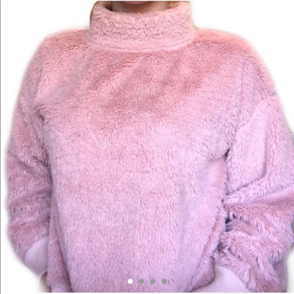 Gap pink soft furry mock neck sweater - Picture 1 of 4